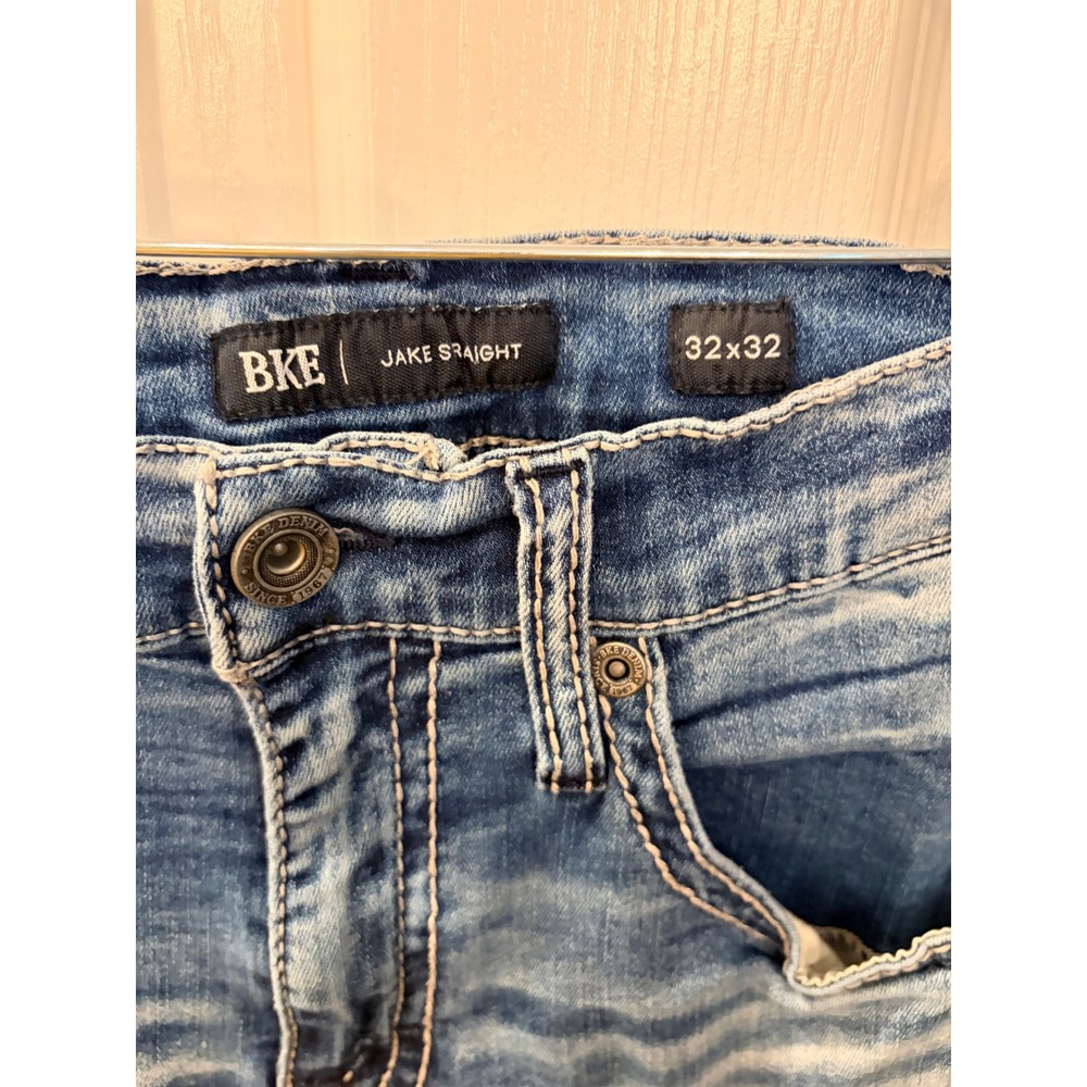 BKE Jake Straight Jeans Medium Wash Denim Whiskered Casual Everyday Pants - Picture 3 of 6